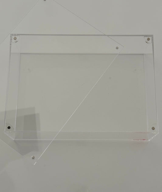 Clear Acrylic Box with Magnetic Top (10x7x4)